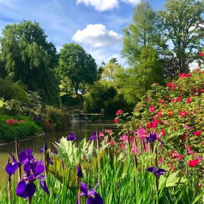 Le Printemps dans le Jardin de Yogyakarta: Délicatesse Floral et Harmonie Chromatique!